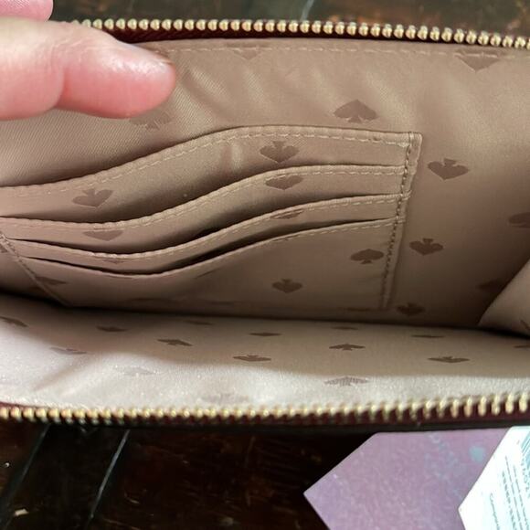 Kate Spade Deep Berry Staci Leather Medium L-Zip Wristlet 8"x5" NWT - Picture 4 of 6